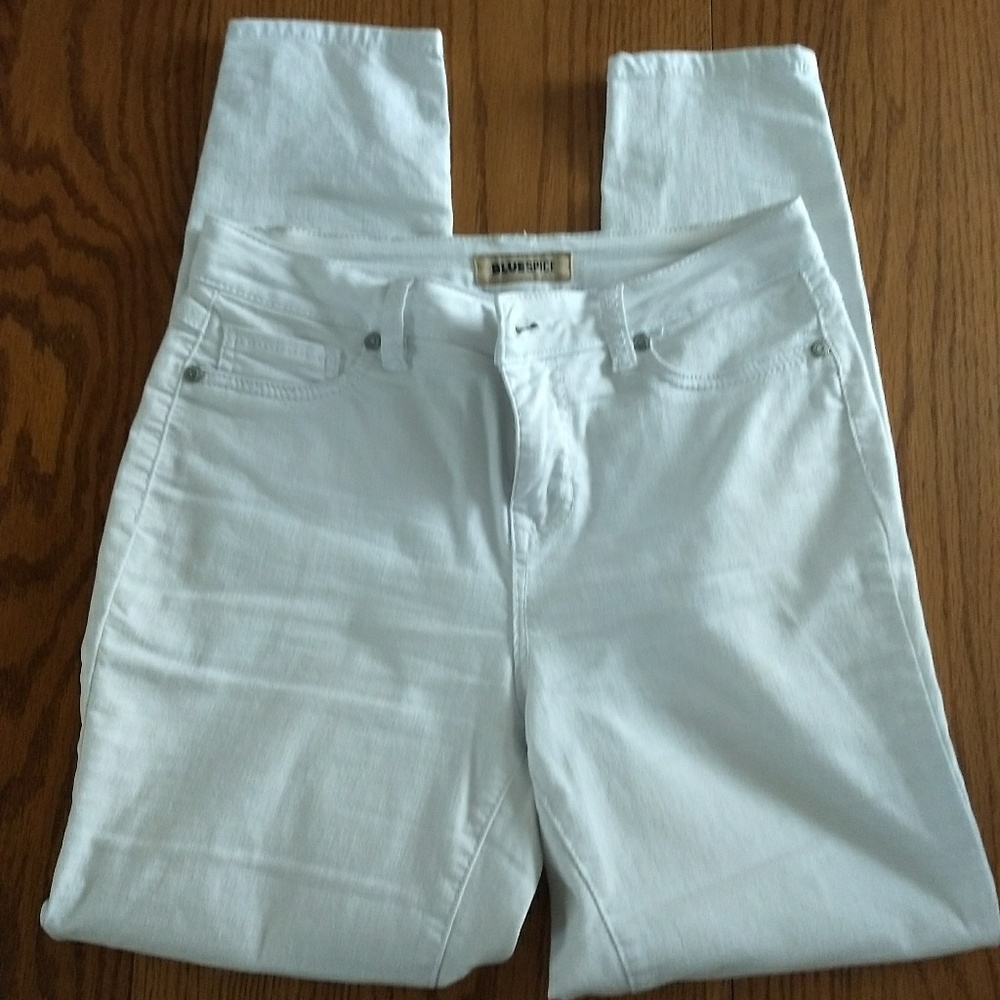 Blue Spice snow white ankle skinny jeans